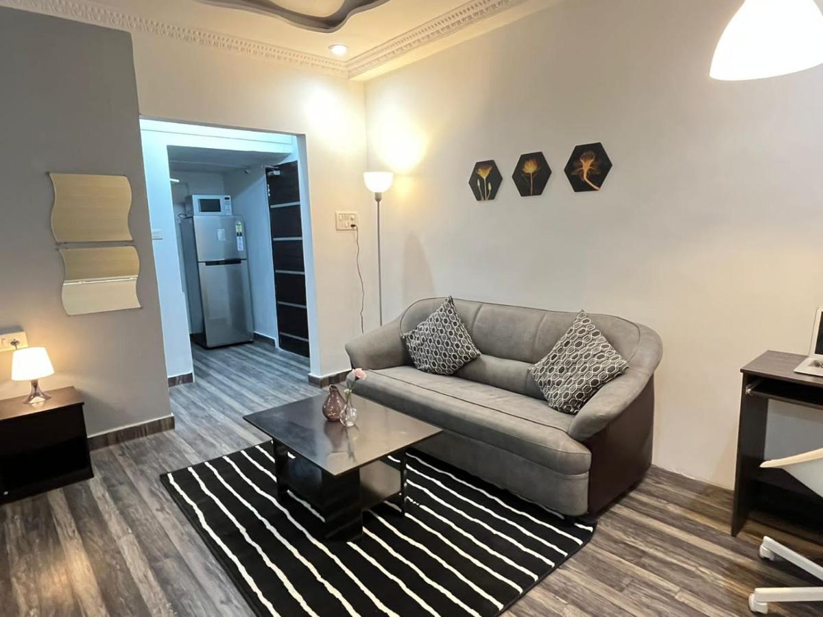 Bedchambers Serviced Apartments, Hyderabad Bagian luar foto