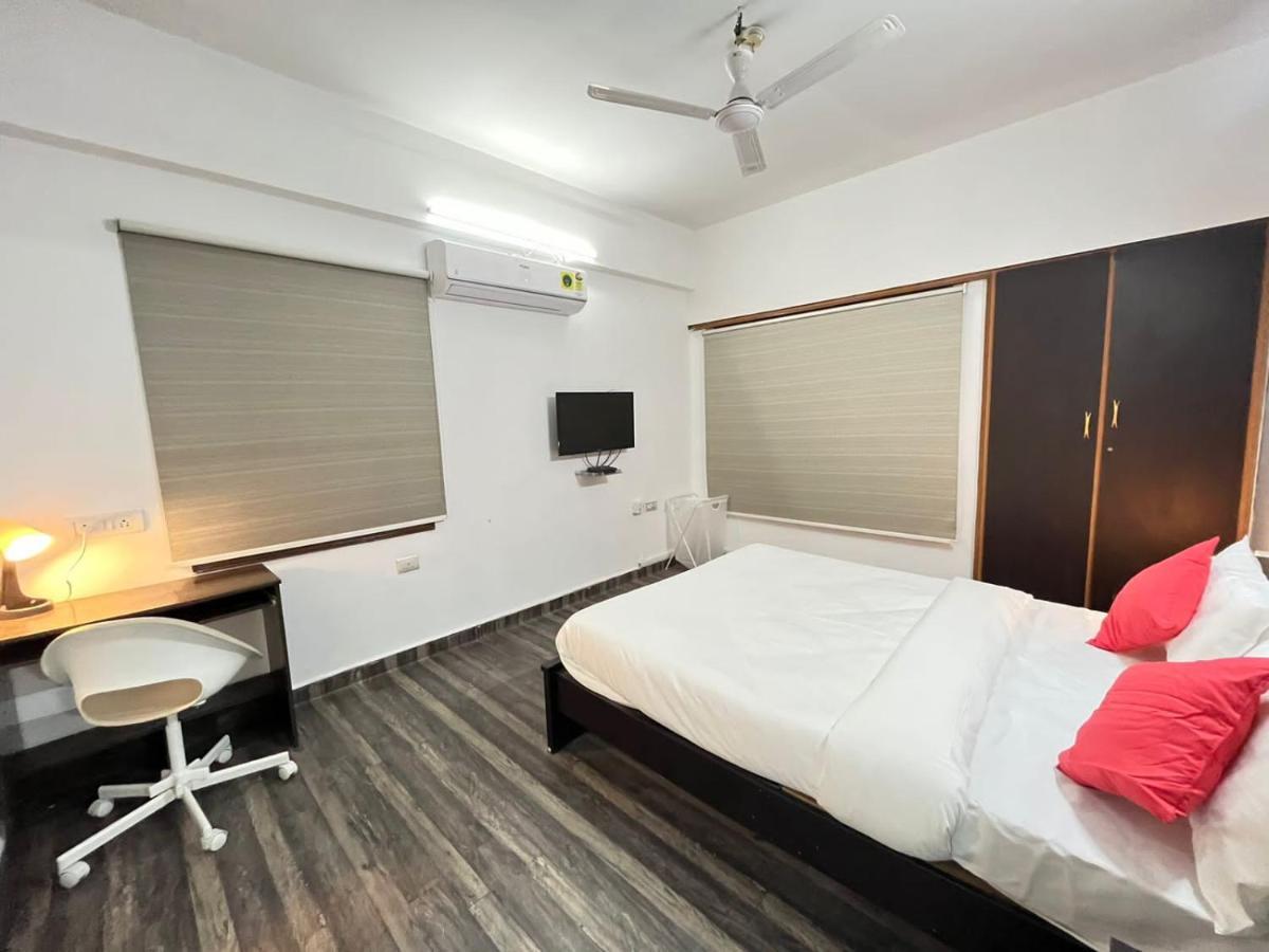 Bedchambers Serviced Apartments, Hyderabad Bagian luar foto