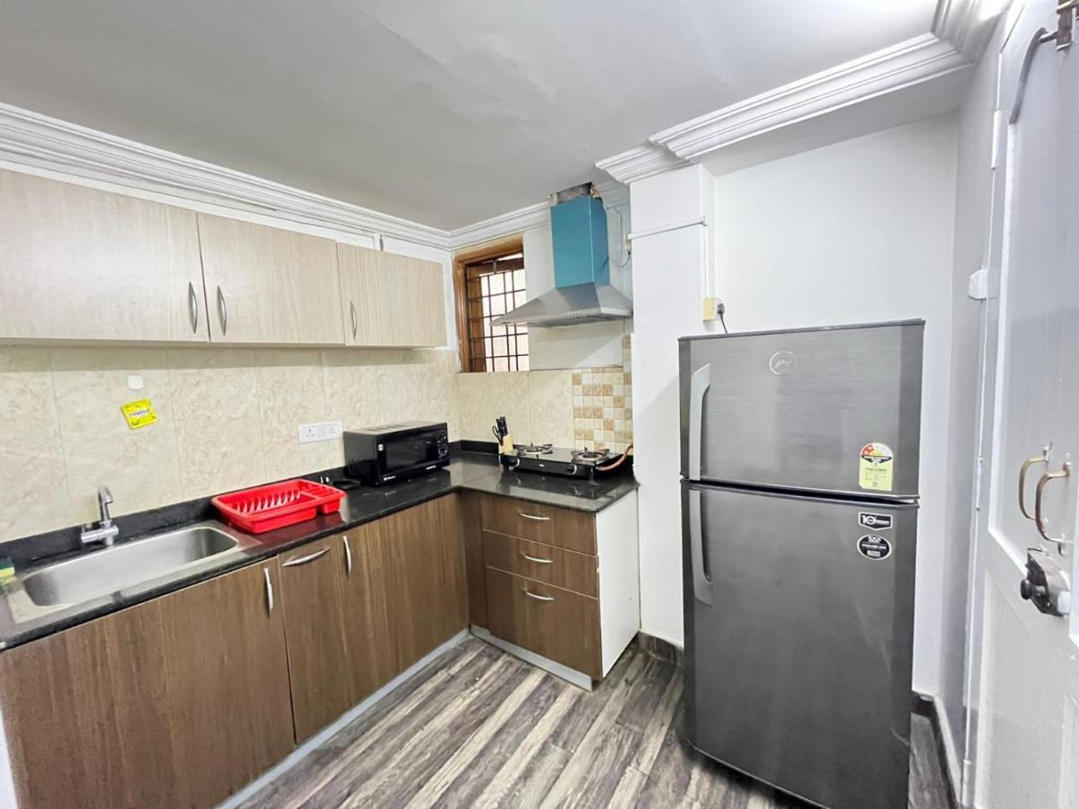 Bedchambers Serviced Apartments, Hyderabad Bagian luar foto